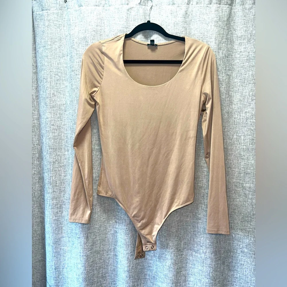 Women's Express Body Contour Bodysuit Medium - Picture 2 of 4